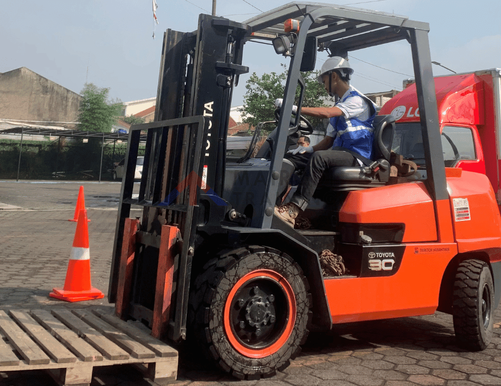 dokumentasi training operator forklift kelas 1